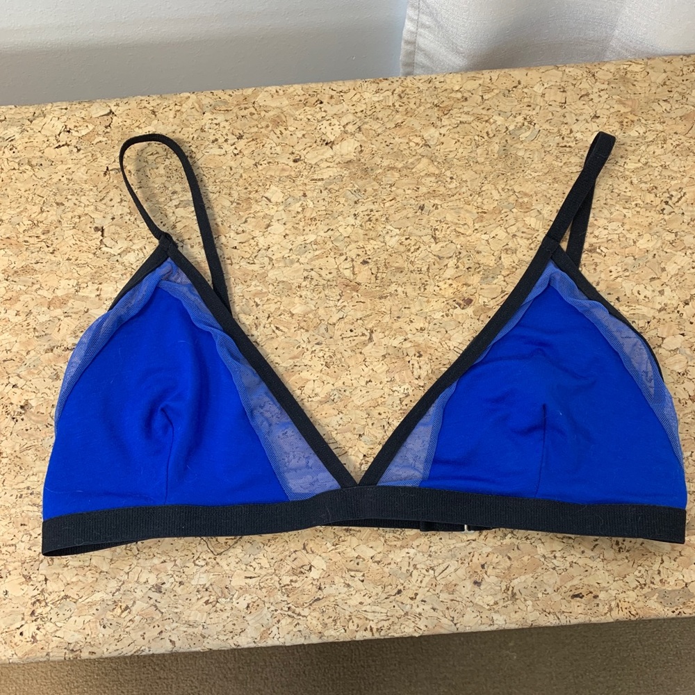 Mary Young contrast bra in cobalt blue
